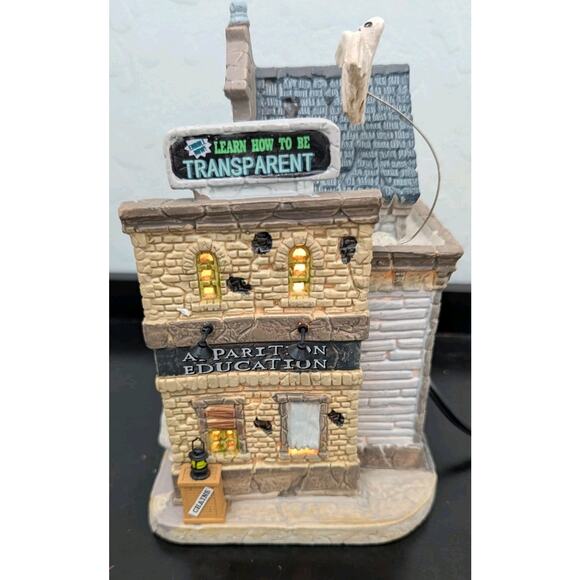 Lemax Spooky Town 2021 Apparition Academy #15732 Lighted Building Halloween - Picture 4 of 8